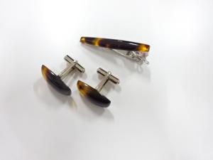 本鼈甲　タイピン・カフスセット